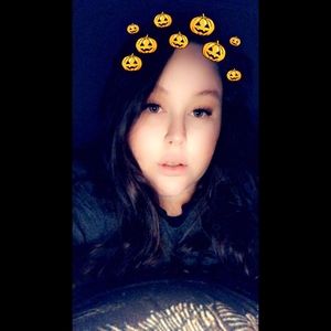 Meet your Posher, Britt